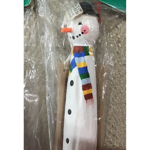 Wooden Hand Carved Christmas Ornament Icicle Snowman 7 “ Lot Of 3 NWT - Picture 2 of 3